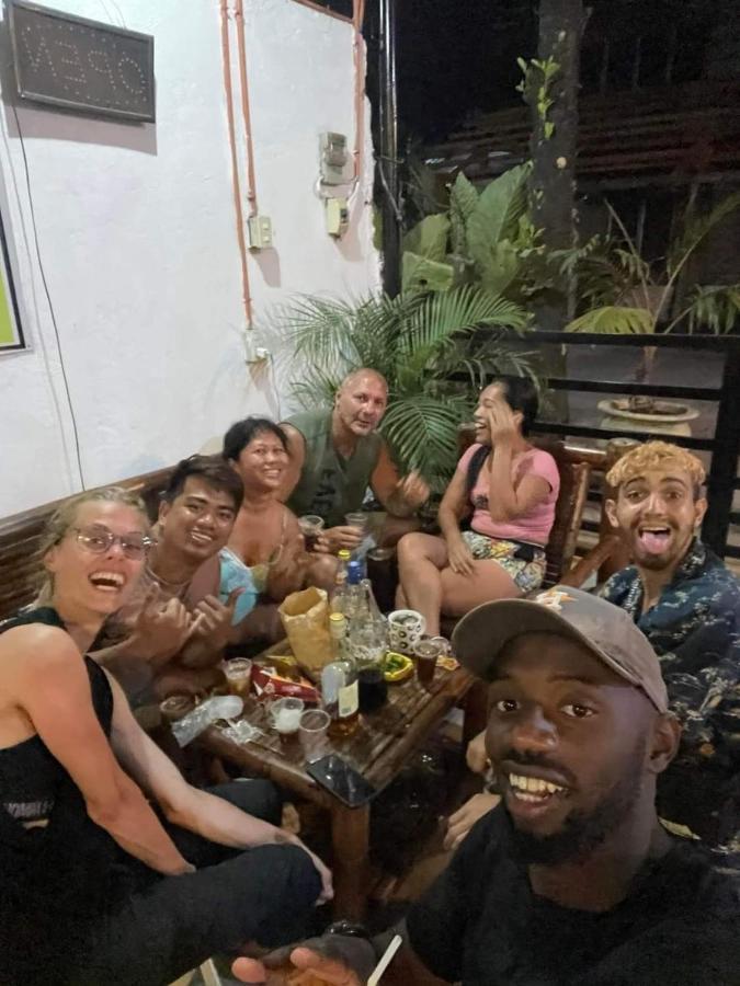 Cheri Backpackers Hostel Moalboal Dış mekan fotoğraf