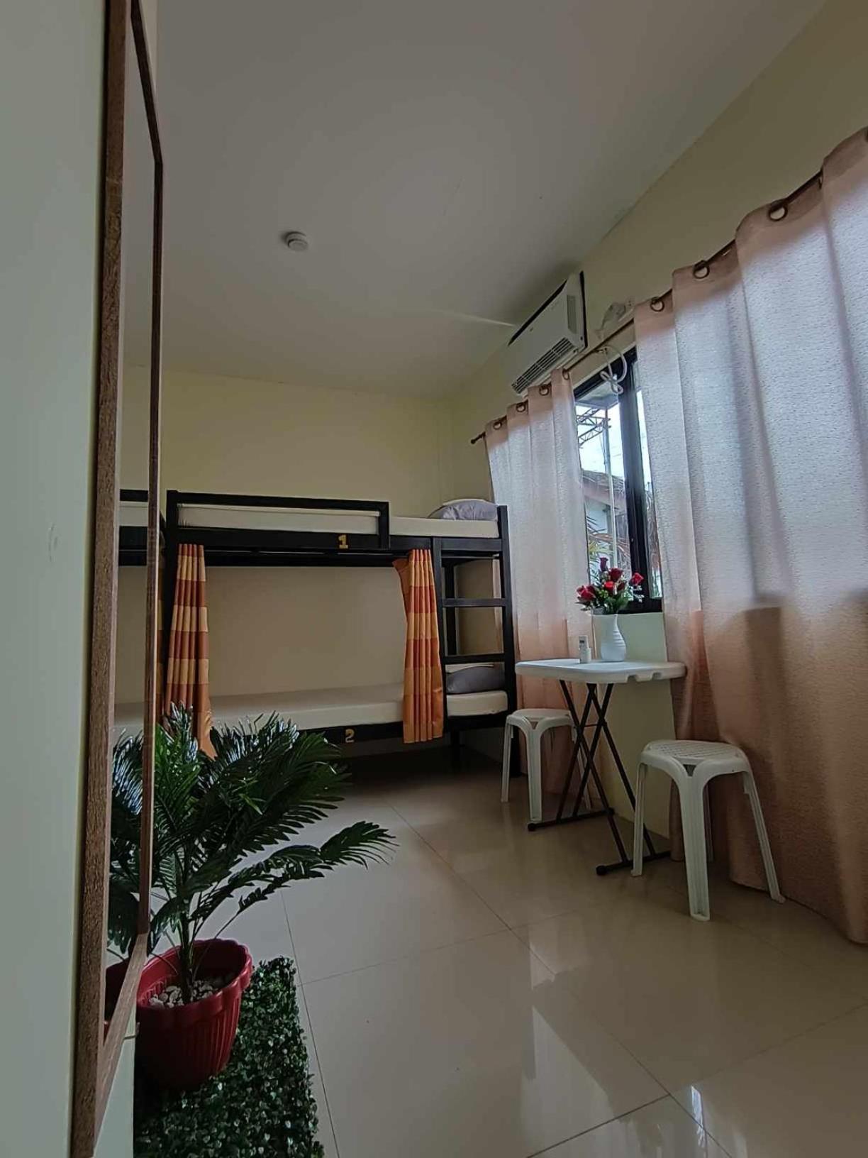 Cheri Backpackers Hostel Moalboal Dış mekan fotoğraf
