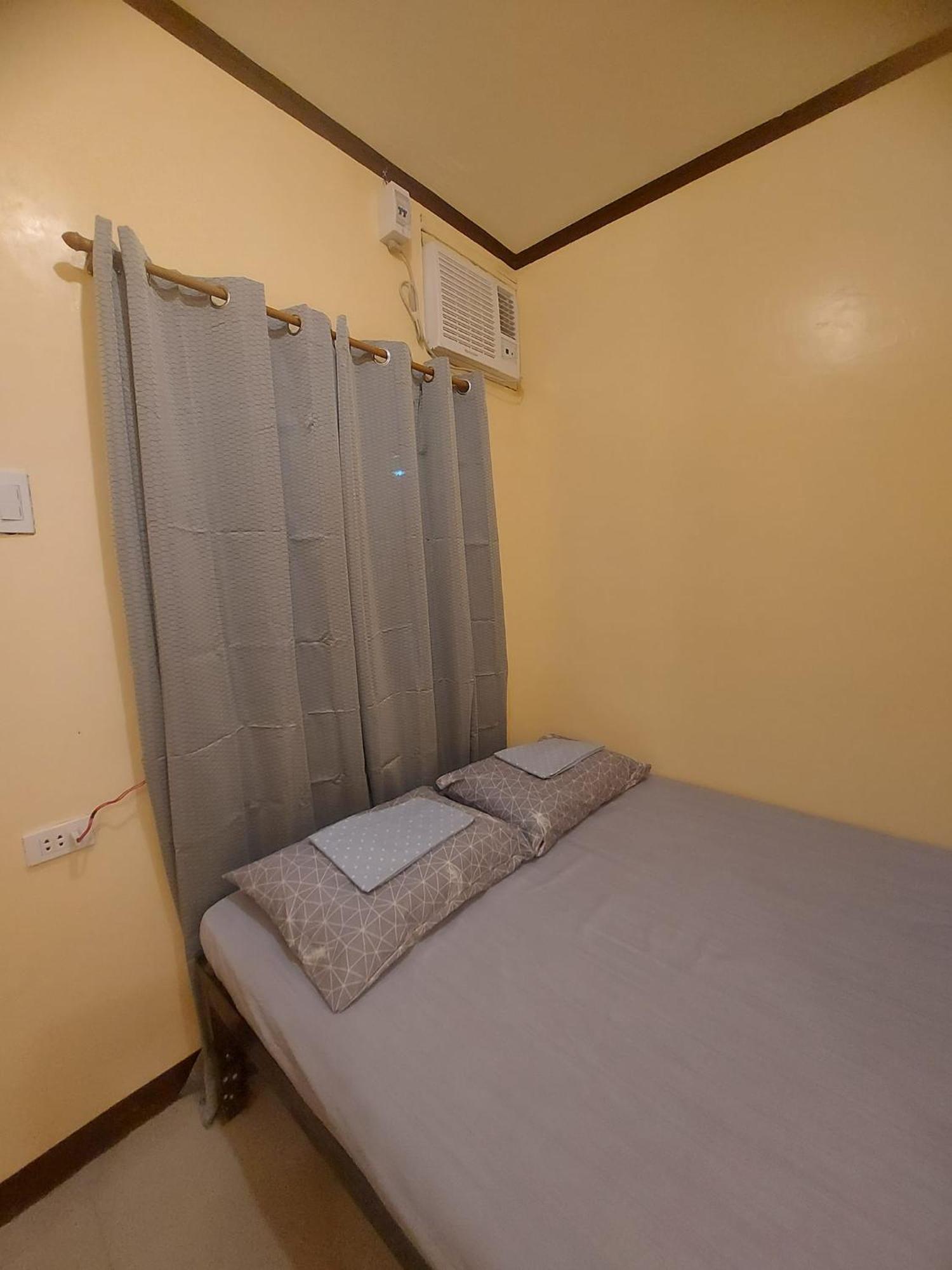 Cheri Backpackers Hostel Moalboal Dış mekan fotoğraf