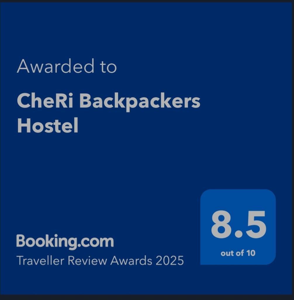 Cheri Backpackers Hostel Moalboal Dış mekan fotoğraf