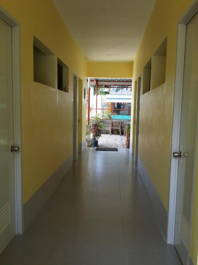 Cheri Backpackers Hostel Moalboal Dış mekan fotoğraf